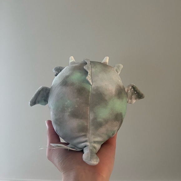 5" Will Squishmallow - Picture 3 of 5